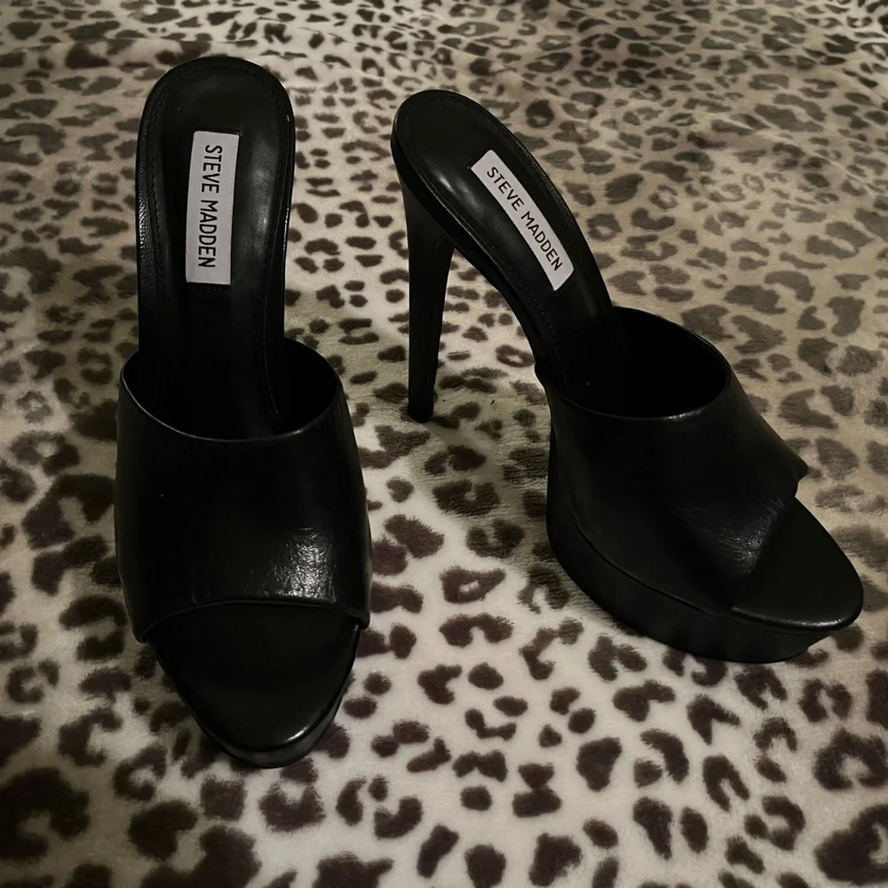 Steve Madden black high heels - Picture 8 of 8
